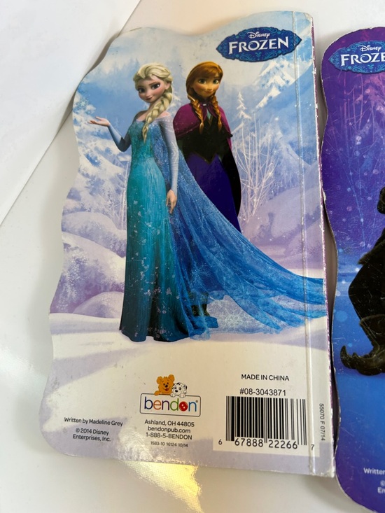 Lot of 3 Disney Frozen Books Forever Sisters, Land of Snow and Ice, Summer Bliss - Picture 5 of 12